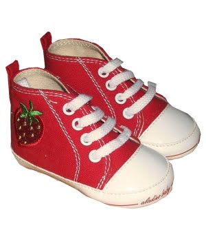 Παπουτσάκια Αγκαλιάς Κόκκινη Φράουλα