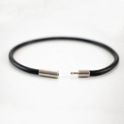 Δερμάτινο Βραχιόλι Μαύρο με Μεταλλικό Κούμπωμα - Image 3