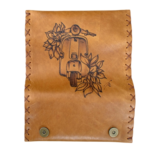 Καπνοθήκη Χειροποίητη Δερμάτινη Πυρογραφία Βέσπα
