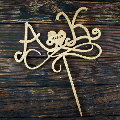 Ξύλινο Τόπερ για Γαμήλια Τούρτα με Αρχικά Ζευγαριού & Ημερομηνία - Image 2