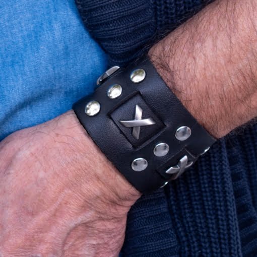 Δερμάτινο Περικάρπιο Μαύρο με Μεταλλικά Διακοσμητικά - Image 3