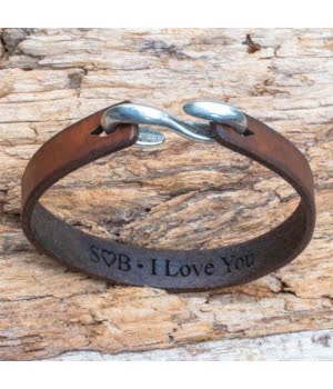 Δερμάτινο Βραχιόλι Καφέ με Χάραξη στο Εσωτερικό Oak