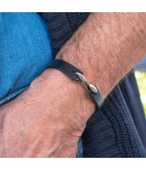 Δερμάτινο Βραχιόλι Καφέ με Χάραξη στο Εσωτερικό Μαύρο