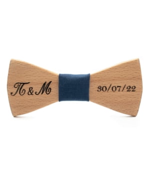 Ανδρικό Ξύλινο Παπιγιόν με Αρχικά και Ημερομηνία