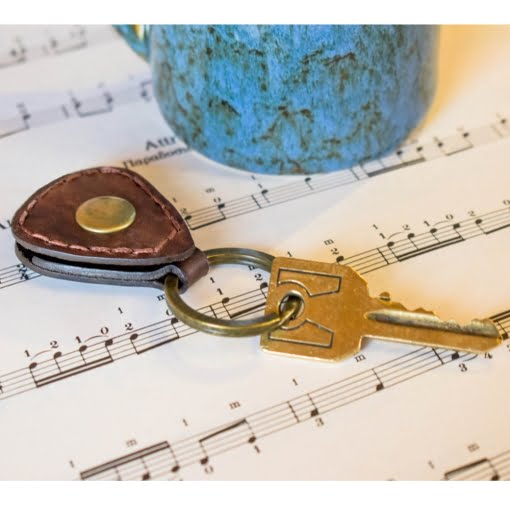 Δερμάτινο Μπρελόκ με Θήκη για Πένα Κιθάρας - Image 3