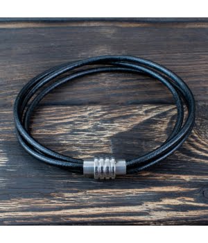 Δερμάτινο Βραχιόλι Μαύρο Τριπλό με Μαγνητικό Κούμπωμα