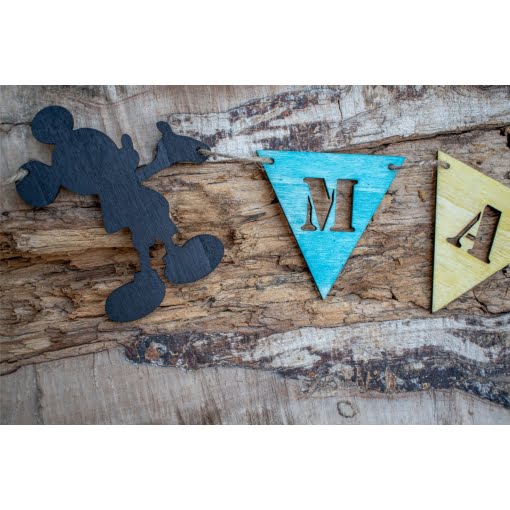 Γιρλάντα με Ξύλινα Σημαιάκια Με Όνομα - Image 7