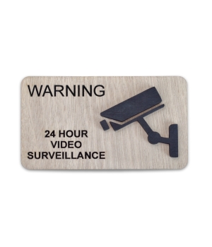 Ξύλινη Πινακίδα Πληροφόρησης για Ύπαρξη Κάμερας Σε Αγγλικά και Ελληνικά