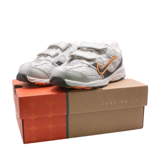 Αθλητικό Παπουτσάκι Ασημί - Image 4